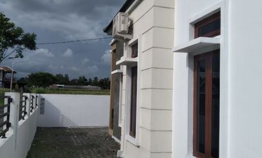 RUMAH SIAP HUNI VIEW SAWAH HARGA TERMURAH DEKAT CANDI PRAMBANAN