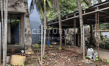 Rumah Hitung Tanah Lokasi Premium Depan Taman Proklamasi