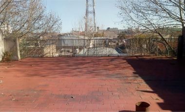 Galpón 500m2 S/lote 8,66x43 Con Trifasica Y Gas