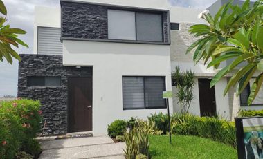Casa en venta en Veracruz con recamara en P.B. Fracc. Privado(Modelo Ibiza), Veracruz.
