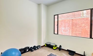 apartamento en arriendo/venta en la cabrera. Cod A299