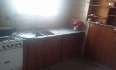 P-H FRENTE 3 AMBIENTES CON PATIO Y TERRAZA, JARDIN, EN ZONA CONCORDIA