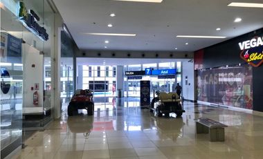 SEA Confiable Vende Local  Westland  Mall, 119M2