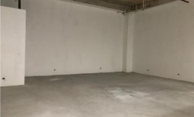 SEA Confiable Vende Local  Westland  Mall, 119M2