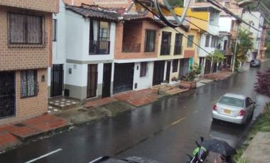 apartamento en arriendo en prados de sabaneta. Cod A214444