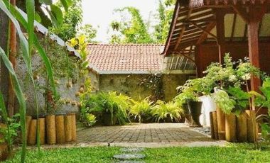 Villa Luas Siap Huni di Pajangan