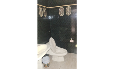 Alquila Elegante Casa/Comercial Espacios para Oficina 650 Mts2