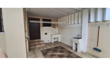 Alquila Elegante Casa/Comercial Espacios para Oficina 650 Mts2