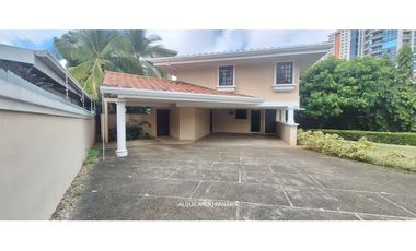 Alquila Elegante Casa/Comercial Espacios para Oficina 650 Mts2