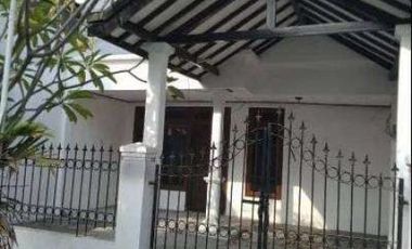 Rumah Dijual/Disewakan Darmo Permai Selatan Surabaya KT