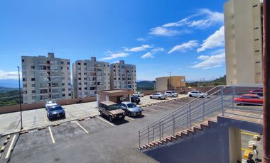 apartamento en venta en la floresta. Cod V28472