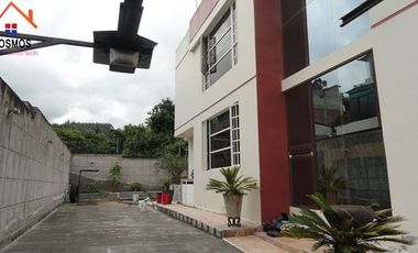 Venta de casa en Otavalo Conjunto Privado