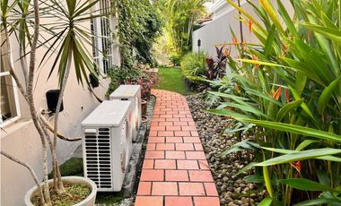 Se vende Duplex en Costa del Este, B/.750.000