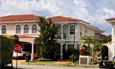 Se vende Duplex en Costa del Este, B/.750.000