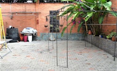 PR12448 A LA VENTA CASA EN SECTOR DE LOS PARRA - EL POBLADO