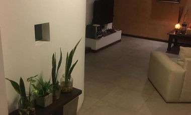 Chalet en San Miguel de Ghiso Country Club. Apta Credito.