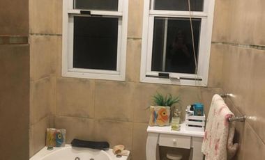 Chalet en San Miguel de Ghiso Country Club. Apta Credito.