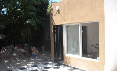 PH DOS AMBIENTES, contrafrente buena ubicacion