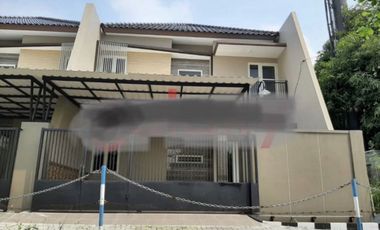 Rumah new gress modern di ketintang wiyata SBY selatan