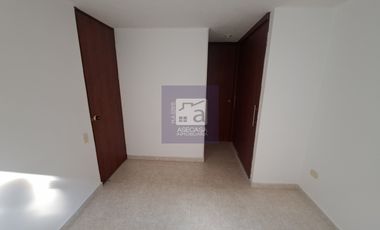 COD. 4113 - SE ARRIENDA APARTAMENTO - BARRIO: PASEO DEL PUENTE