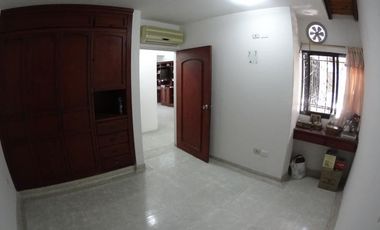 casa en venta en av. libertadores, playa hermosa. Cod V19251