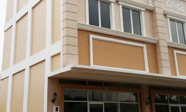 Disewa Ruko The Walk Hook Jakarta Garden City