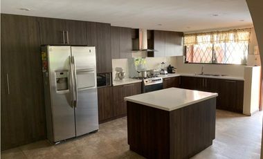 hermosa casa en venta sector Hotel Oro verde San sebastian cerca de puertas del sol