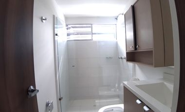 casa en arriendo en doral de la italia. Cod A108377