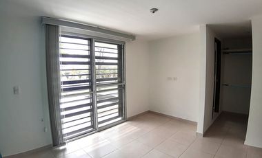 casa en arriendo en doral de la italia. Cod A108377