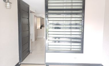 casa en arriendo en doral de la italia. Cod A108377