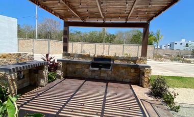 Casa en venta una planta  Mérida Yucatán, Privada Rocío Country Living