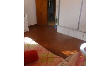 VIVIENDA CON LOCAL  / CHALET 3 AMB C/GARAGE DOBLE