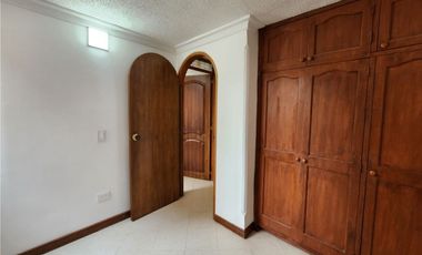 apartamento en arriendo en camino verde. Cod A26821