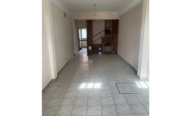 SETTINO 3651 entre Ruta 3 y Zinny