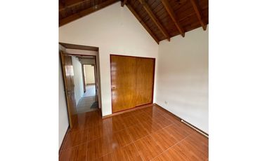 SETTINO 3651 entre Ruta 3 y Zinny