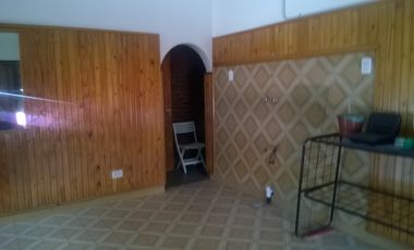 GBA - VENTA en BLOCK - CASA de 4 Ambientes + 2 LOCALES COMERCIALES