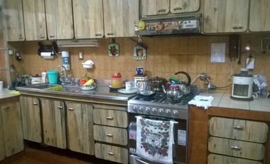 GBA - VENTA en BLOCK - CASA de 4 Ambientes + 2 LOCALES COMERCIALES
