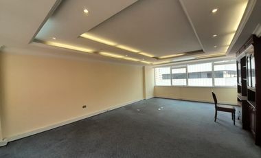 oficina en arriendo en la veracruz. Cod A110746