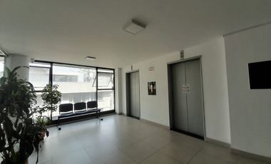 oficina en arriendo en la veracruz. Cod A110746
