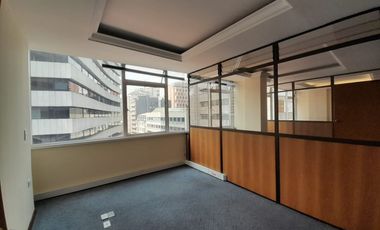 oficina en arriendo en la veracruz. Cod A110746