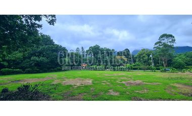 Oportunidad!! Se Vende Amplio Lote en El Valle de Antón