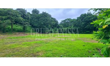 Oportunidad!! Se Vende Amplio Lote en El Valle de Antón