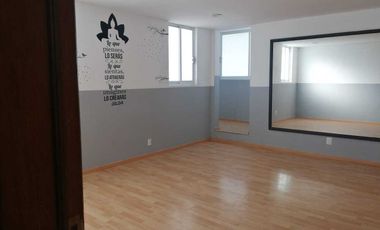 Casa En Venta Cimatario, Uso De Suelo Comercial Y Servicios. Querétaro