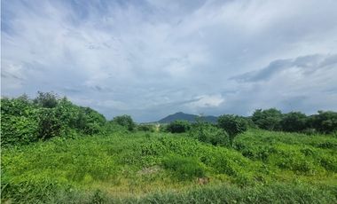 vendo terreno para proyecto, Vía  refineria, Montecristi