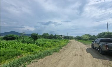 vendo terreno para proyecto, Vía  refineria, Montecristi