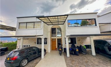 Casa en Arriendo Amoblada en el Alto de Palmas