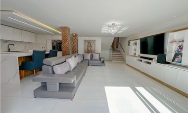 Casa en Arriendo Amoblada en el Alto de Palmas