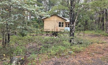 PARCELA DE  5.000 MTS CON 2 CABAÑAS EN SECTOR DE HUINCACARA,