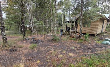 PARCELA DE  5.000 MTS CON 2 CABAÑAS EN SECTOR DE HUINCACARA,
