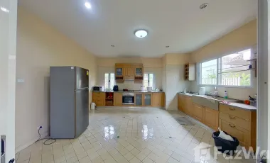 6 Bedroom House for sale at Lanna Thara Village